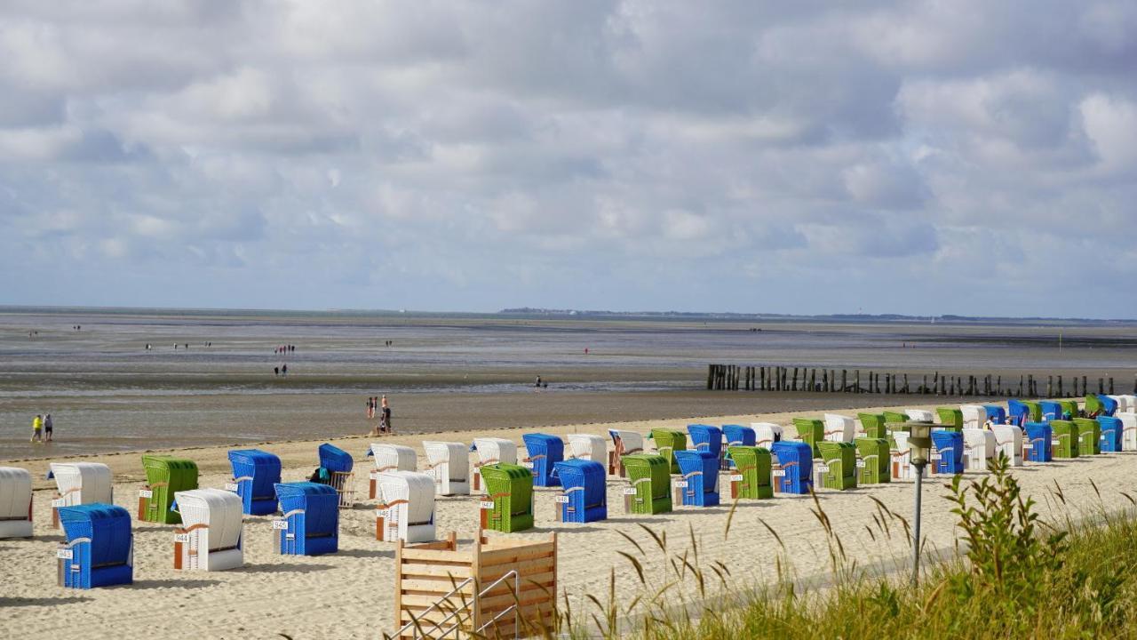 Haus Gud Hoeoeb Whg 04 Lägenhet Wyk auf Föhr Exteriör bild